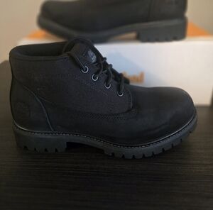 Mens Timberland Premium Mid Lace Chukka Boot Black Nubuck Size 7 New